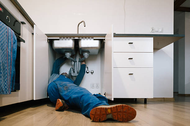Professional Leak Detection technician working in Louisville, OH